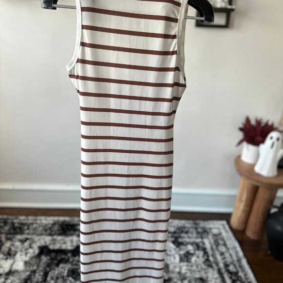 Essnce Striped Summer Dress - Picture 4 of 4